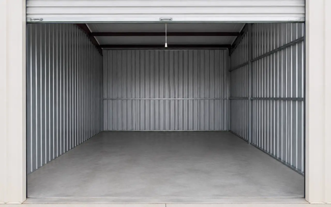 Storage unit cleanout service Stuart FL